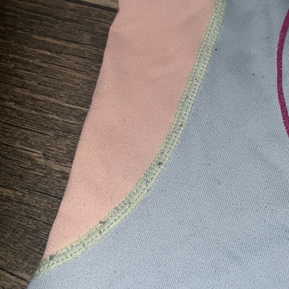 Authentic O’Neill little boys one piece lightweight rash guard swimsuit Sz 6 - Picture 3 of 6